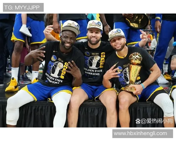 勇士对阵雷霆库里狂砍13记三分球引爆全场精彩瞬间回顾 勇士对阵雷霆库里狂砍13记三分球引爆全场精彩瞬间回顾