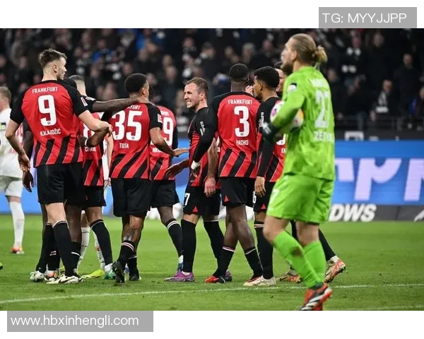 法兰克福与比勒费的精彩对决揭示德甲新赛季的竞争格局 法兰克福与比勒费的精彩对决揭示德甲新赛季的竞争格局