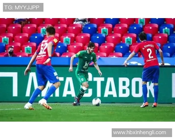 俄超精彩对决莫斯科火车头迎战乌拉尔全力争胜展现实力